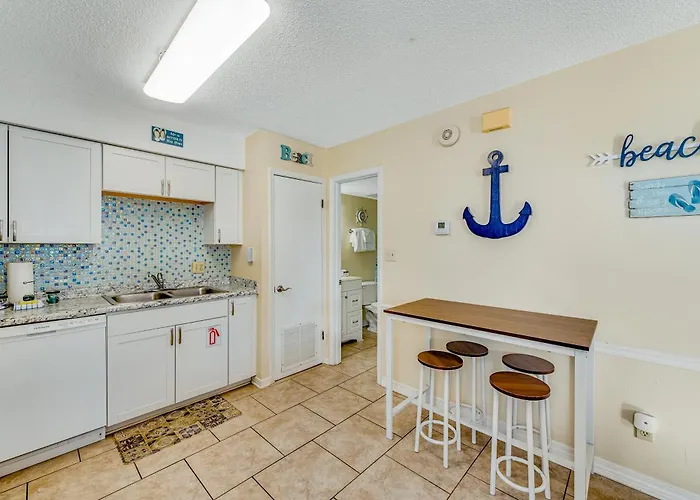 The Cove B206 Apartment *