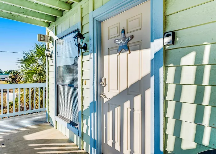 The Cove B206 Apartment
