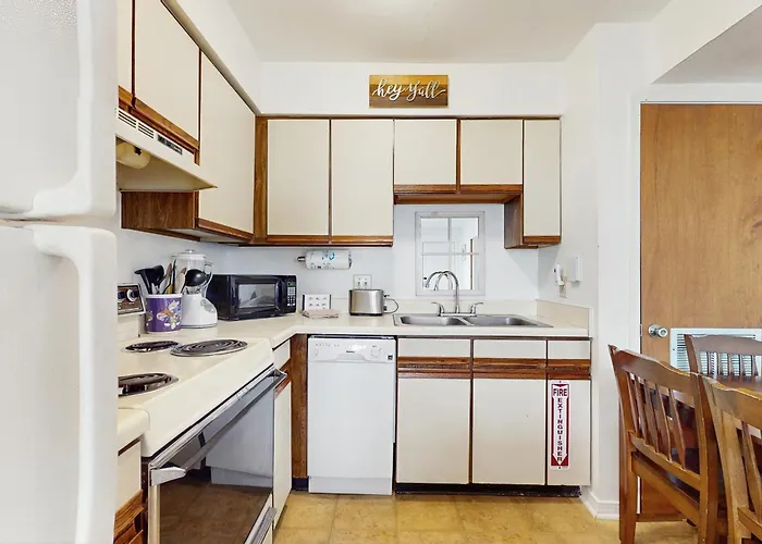 Apartment The Cove B206