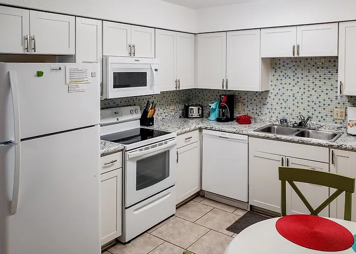 The Cove B206 Apartment *